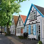Warnemünde 14 Apartment *